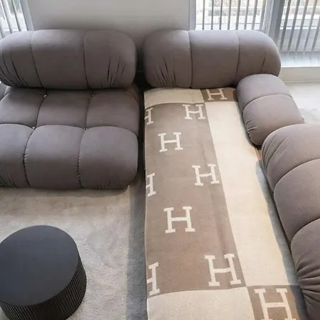 Modern Design Prime Location *