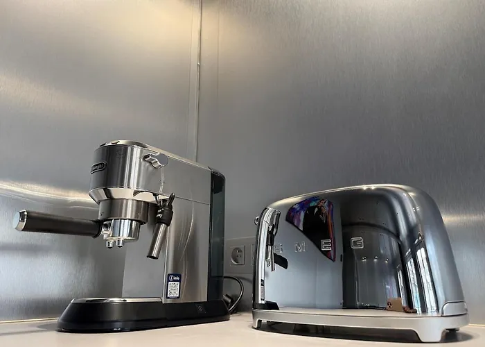 Apartment Modern Design Prime Location