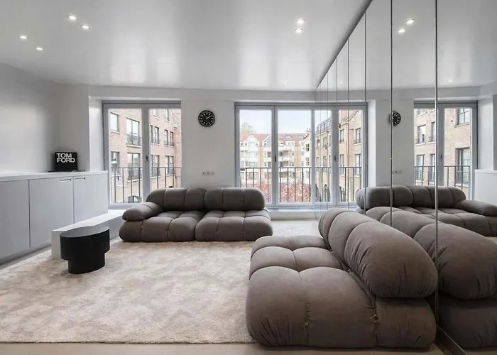 Modern Design Prime Location